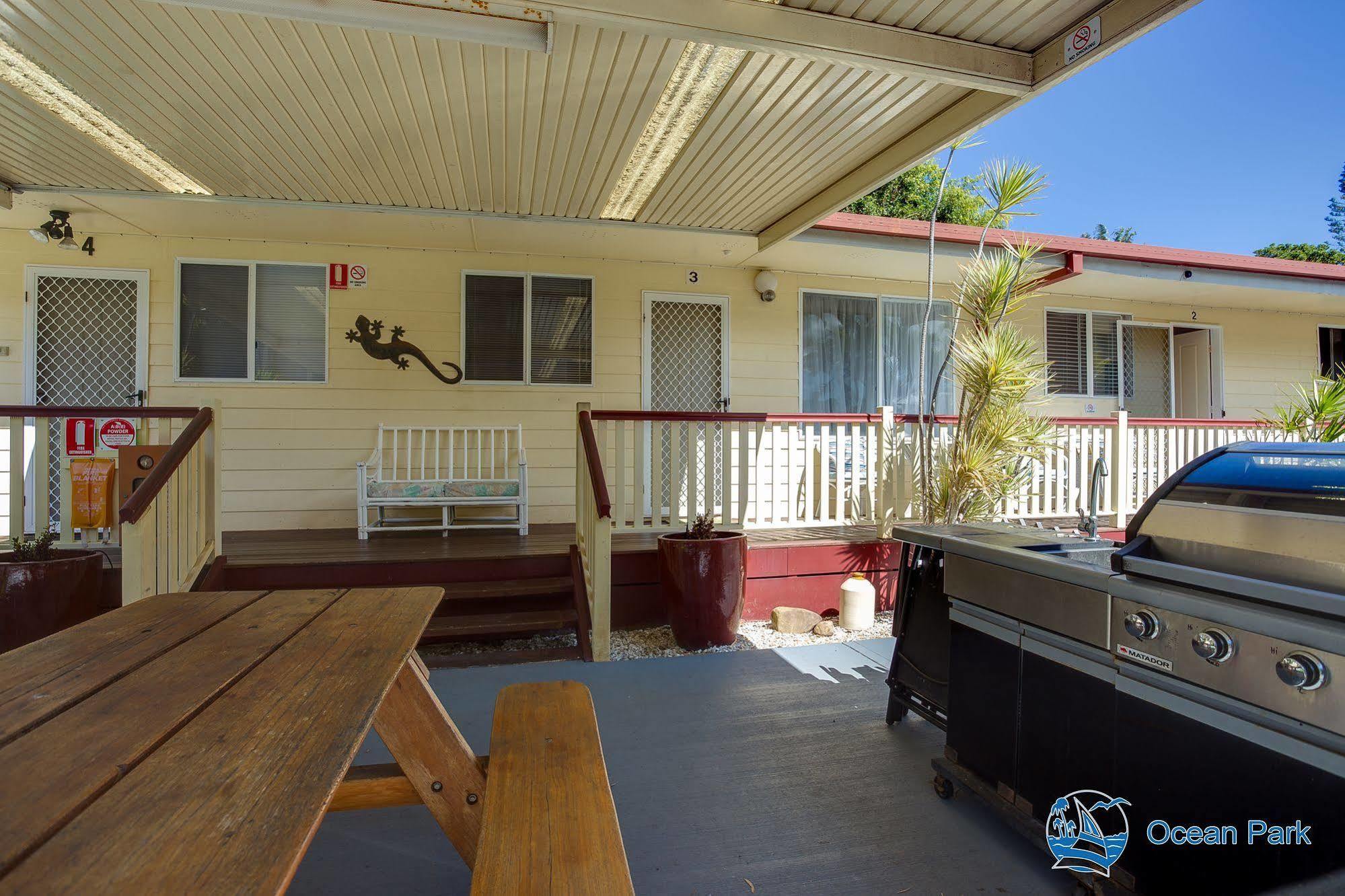 Ocean Park Motel & Holiday Apartments Coffs Harbour Exterior foto